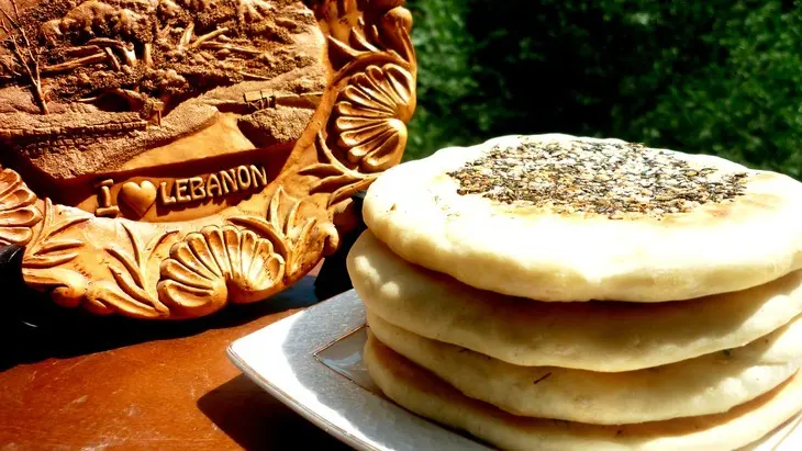 Мануши  mankouche bi zaatar (часть первая-бейрут): шаг 4