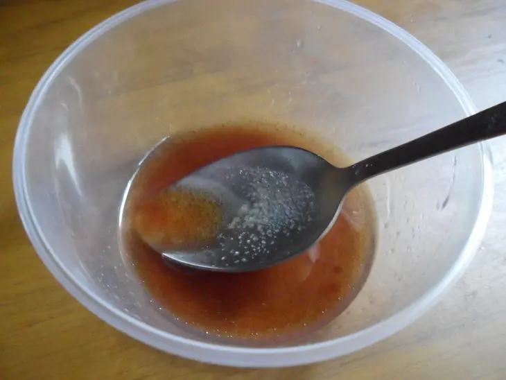 Тёплый салат с куриной печенью и сливами: шаг 2