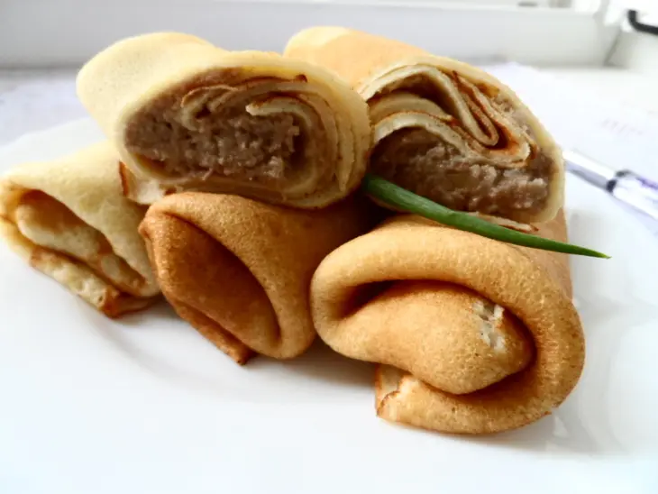 Заварные блинчики с мясом: шаг 7