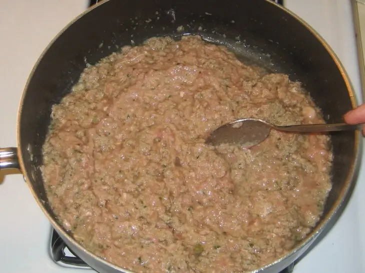Кабачки, запеченные с фаршем: шаг 2