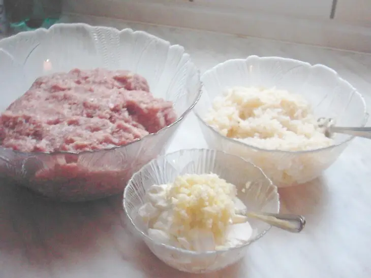 Мясные ватрушки: шаг 1