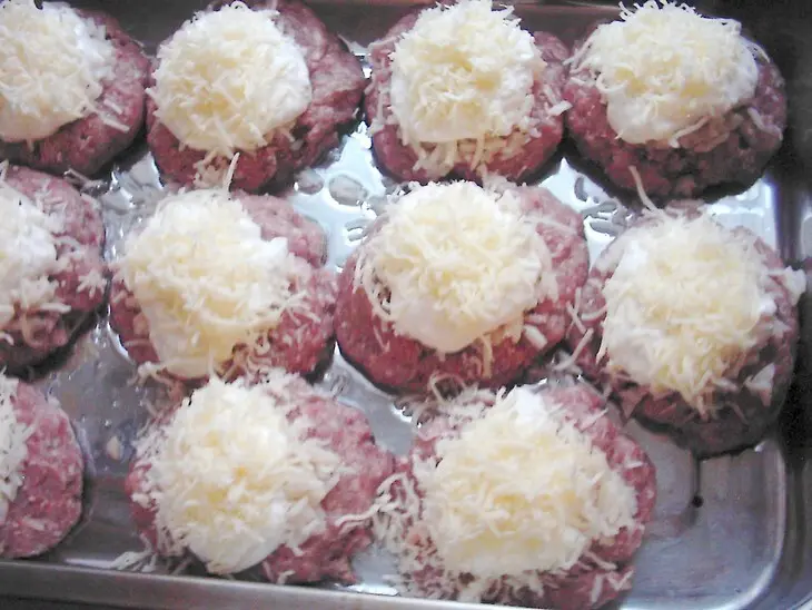 Мясные ватрушки: шаг 5