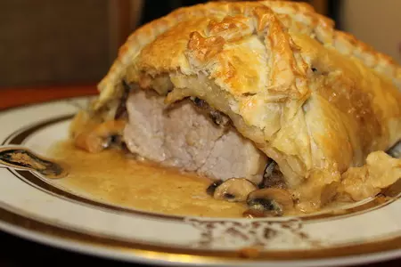 Запеченное мясо в тесте: шаг 7