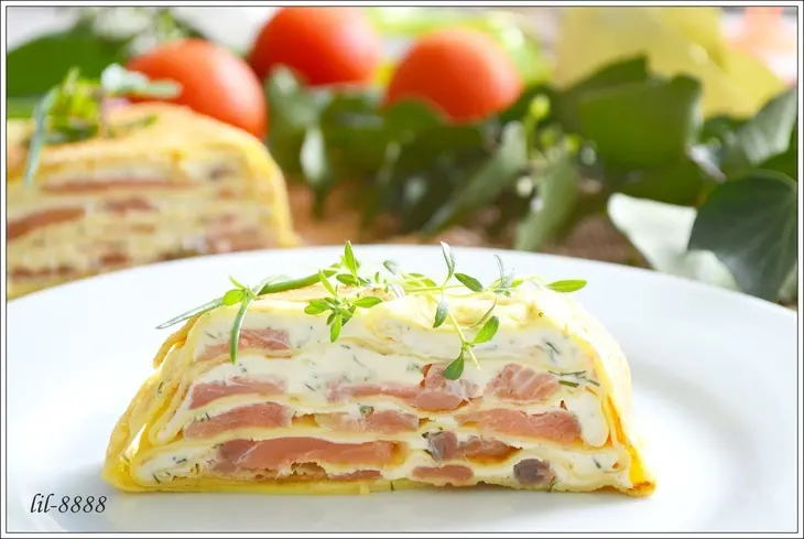 Блинный торт со сливочным сыром и семгой.: шаг 4