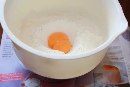 Медовые булочки: шаг 1