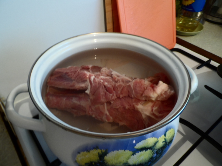 Простой домашний суп с бараниной и яичной лапшой: шаг 1