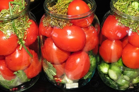 Маринад  для помидор  и огурцов в мультиварке: шаг 5