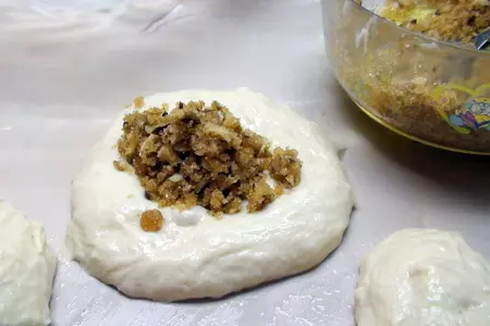 Сладкие пышки с орехами в карамели. korean sweet pancakes (hoddeok): шаг 5