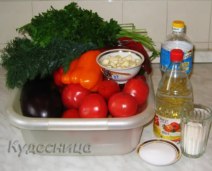 Баклажаны пикантные-заготовка: шаг 1