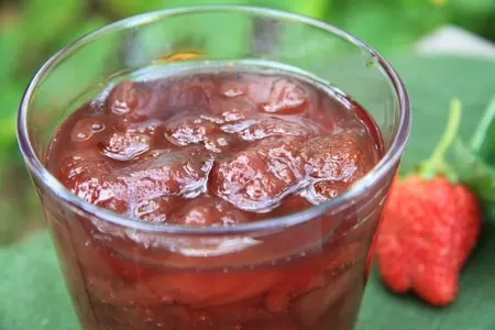 Варенье из дыни и клубники: шаг 6