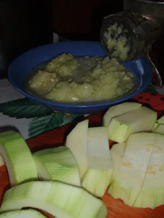 Пюре из кабачков на зиму в мультиварке: шаг 1