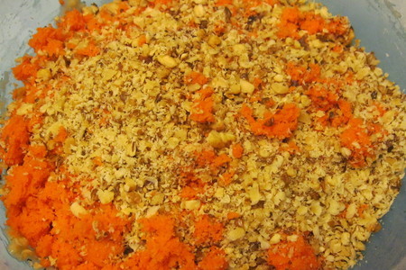 Морковный кекс с грецкими орехами.: шаг 1