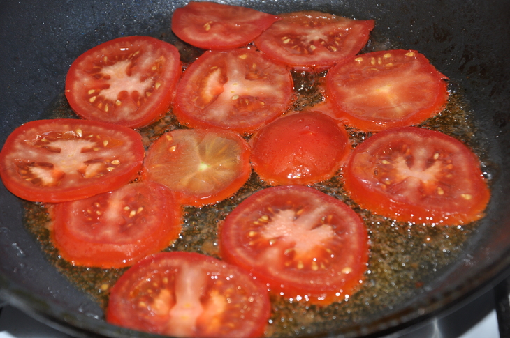 Баклажаны с помидорами и перцем: шаг 3