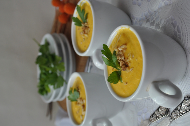 Морковно-сливочный суп-пюре с карри и ананасами: шаг 6