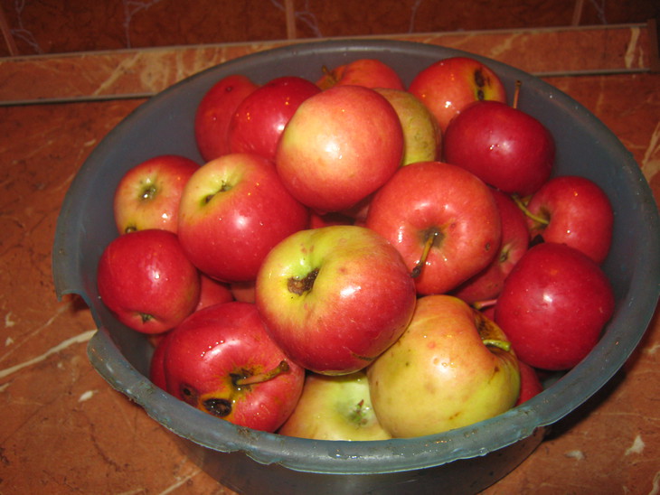 Варенье из яблок и арбуза в мультиварке: шаг 2