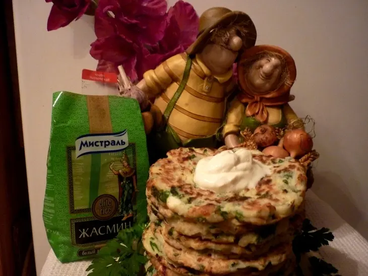 Кабачковые блины(оладьи) семейные и .. на новый лад: шаг 8