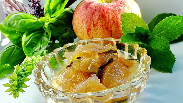 Варенье из яблок с мятой и базиликом: шаг 7