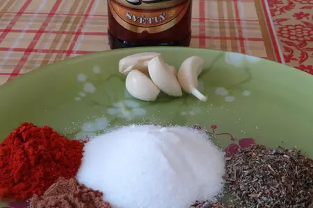 Свиные колбаски-гриль с паприкой и базиликом: шаг 3