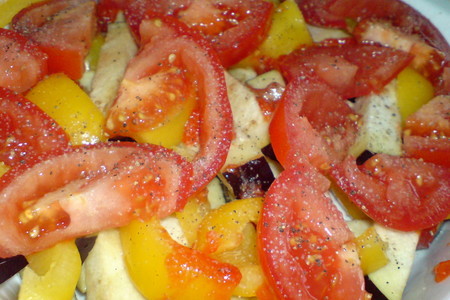 Салат из запечённых с аджикой овощей: шаг 3