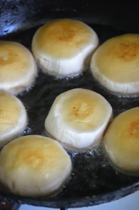 Пирог с грибами и рисом "грибная полянка": шаг 6
