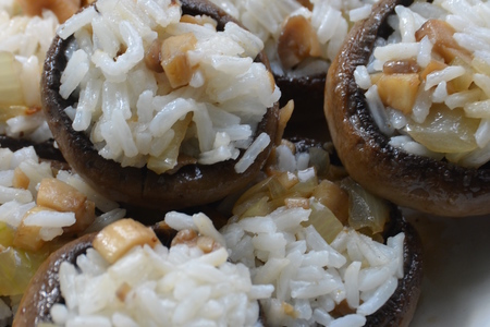 Пирог с грибами и рисом "грибная полянка": шаг 7