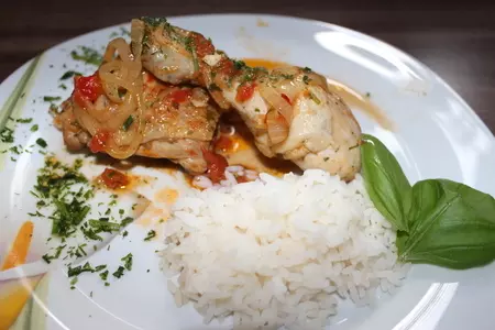 Куриные бёдрышки в соусе: шаг 1