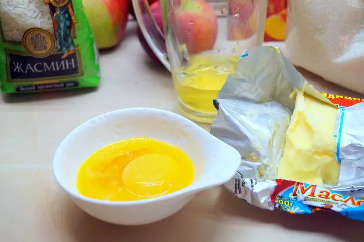 Французский десерт riz au lait. рисовый пудинг с фруктовым соусом: шаг 3
