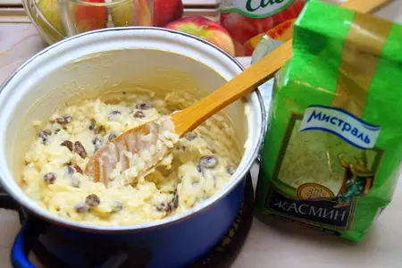 Французский десерт riz au lait. рисовый пудинг с фруктовым соусом: шаг 4