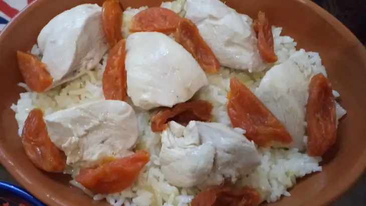 Филе цыпленка запеченное с рисом жасмин, курагой, изюмом и кунжутом!: шаг 4