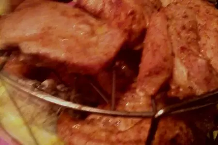 Рёбрышки и корейка копчёные в коптильне скороварке: шаг 4