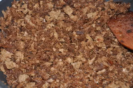 Хлебный пирог с яблоками и брусникой: шаг 1