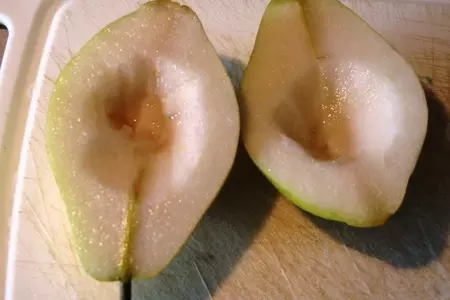 Томленные груши с рисовой начинкой: шаг 2