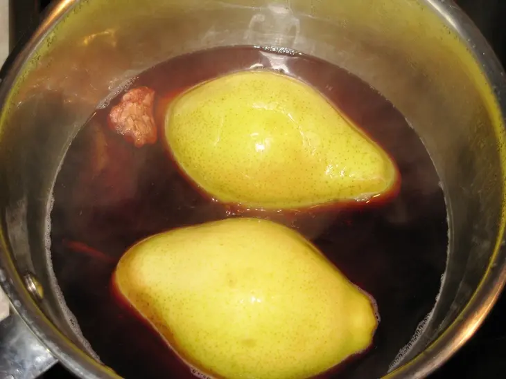 Томленные груши с рисовой начинкой: шаг 3
