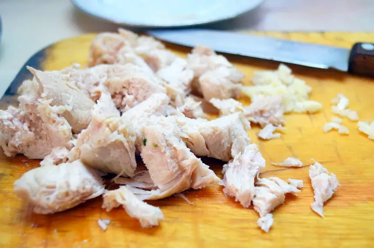 Зелёный рис с соусом карри и яйцом всмятку.: шаг 4