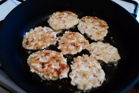 Рубленые котлеты из курицы.: шаг 3