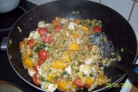 Тыква фаршированная,суп тыквенный и бонус-салат из сырой тыквы"витаминный"(дуэль): шаг 9