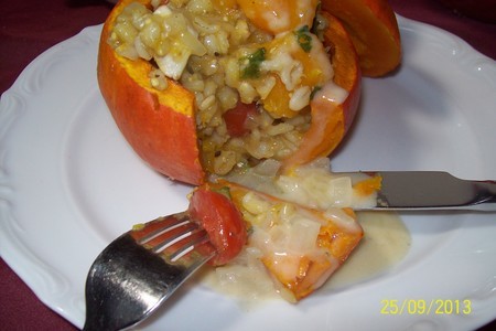 Тыква фаршированная,суп тыквенный и бонус-салат из сырой тыквы"витаминный"(дуэль): шаг 15