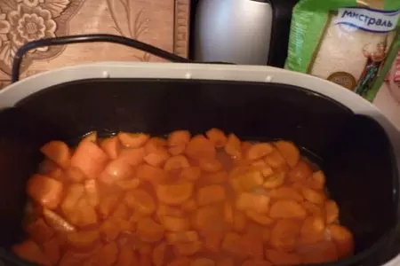 Рисово-морковное пюре ( я не могла этого не сделать;)(декретные рецептики №24): шаг 1