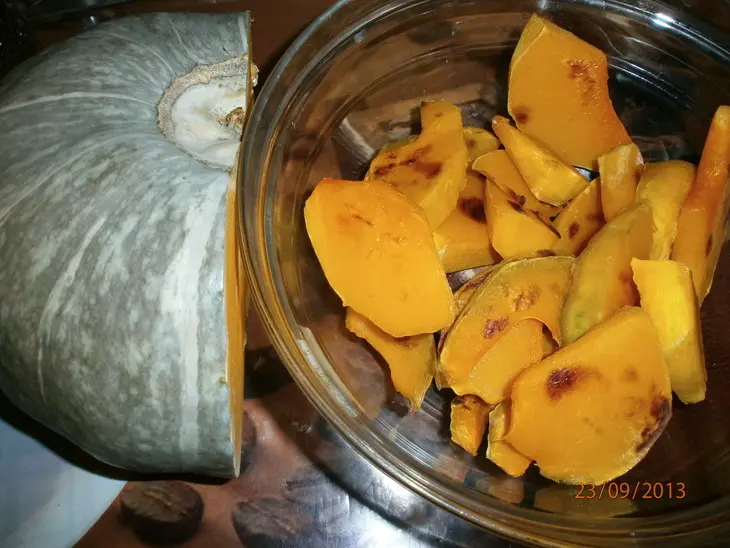 Тыквенная лапша с говядиной и грибами, тыквенные вафли, тыквенный смузи бонусом (дуэль): шаг 1
