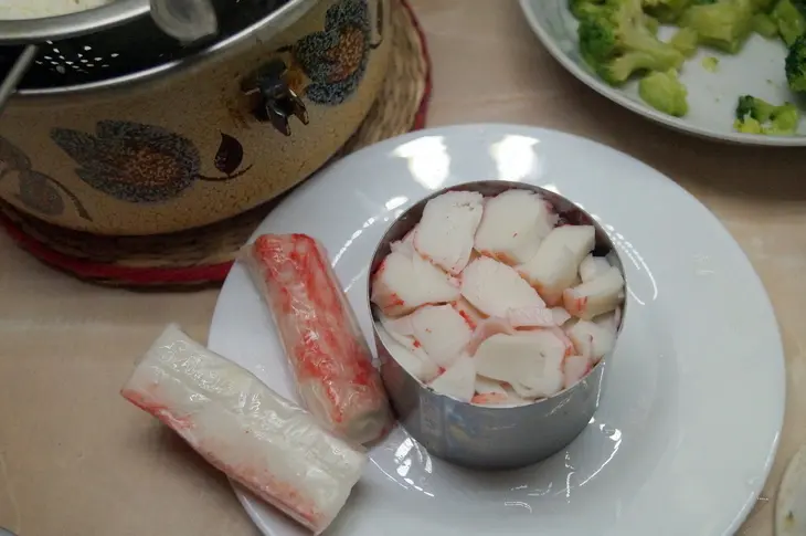 Салат с рисом и брокколи: шаг 3