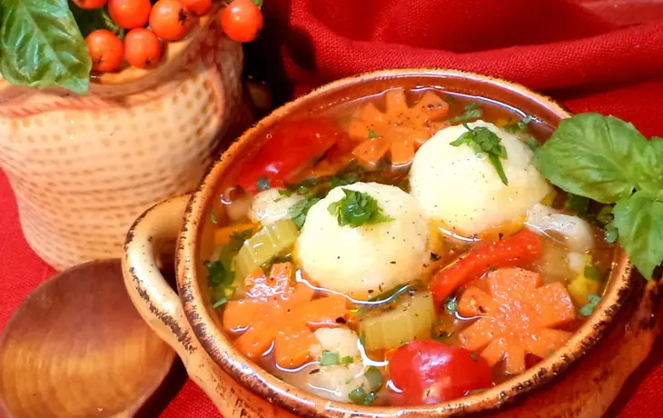 Легкий суп "осенний ноктюрн" овощной с рисово- сырными  шариками с мясной начинкой.: шаг 6