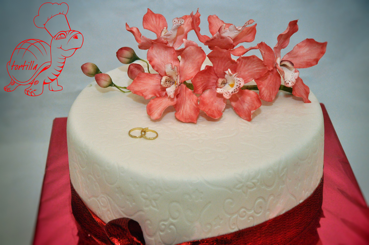 Свадебный торт с веткой орхидеи: шаг 33