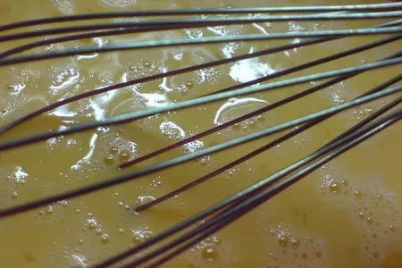 Блинчики сливочные с черешнями и маковым кремом из йогурта //улёт/: шаг 2