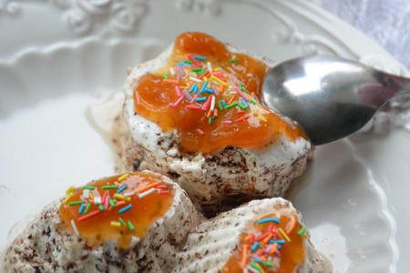 Десерт "плавучие острова" с шоколадной стружкой и абрикосовым  конфитюром d'arbo : шаг 7