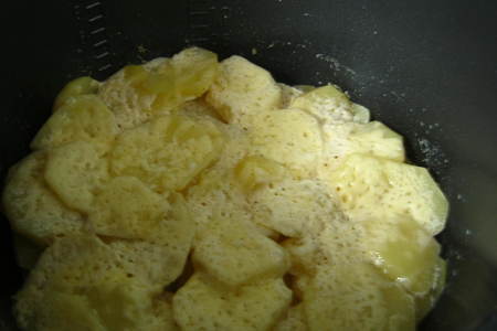 Картофель, запеченный  в сливках с сыром и чесноком: шаг 9