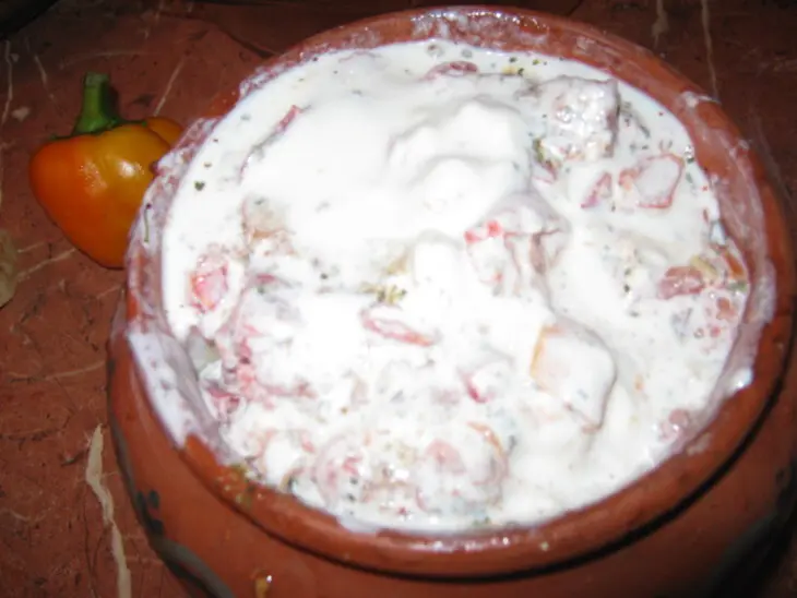 Картошка с грибами и мясом в горшочках: шаг 21