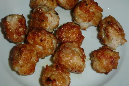 Киш с помидорами черри и мясными шариками: шаг 2