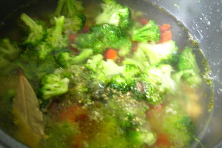 Куриный суп с брокколи: шаг 8