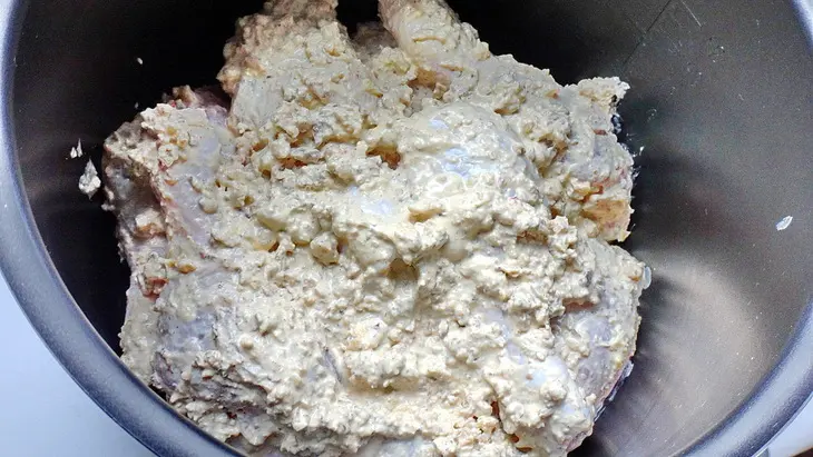 Куриные голени в ореховом соусе: шаг 3