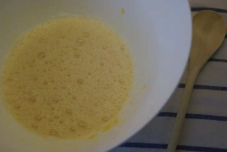 Шоколадный тортик с медовыми коржами: шаг 1